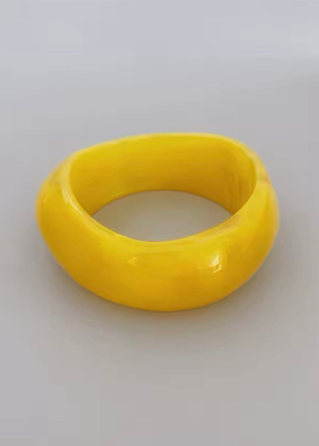 White kaia bangle